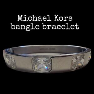 MICHAEL KORS CRYSTAL BANGLE BRACELET
